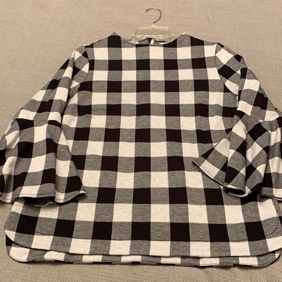 NWOT Crown & Ivy Gingham Black & White Bell Sleeve Top Plaid Checkered Medium - Picture 10 of 11